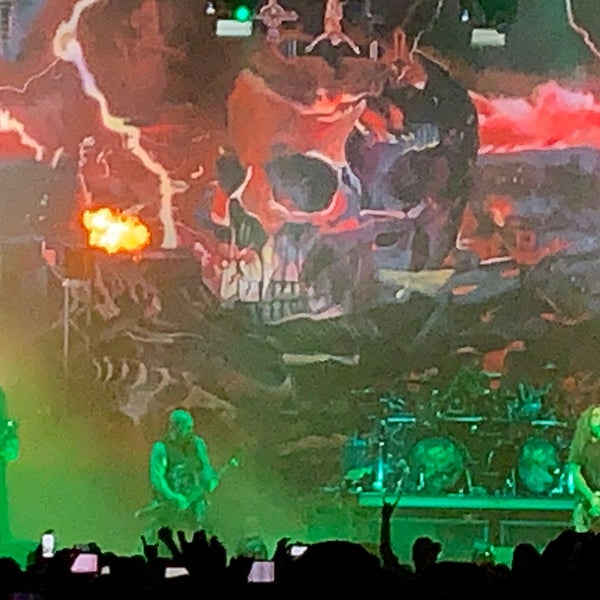 Photo taken at MGM Grand Garden Arena by Oscar V. on 11/28/2019