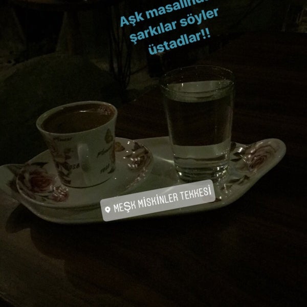 Foto scattata a Meşk Cafe&amp;Restaurant da Meryem M. il 5/29/2017