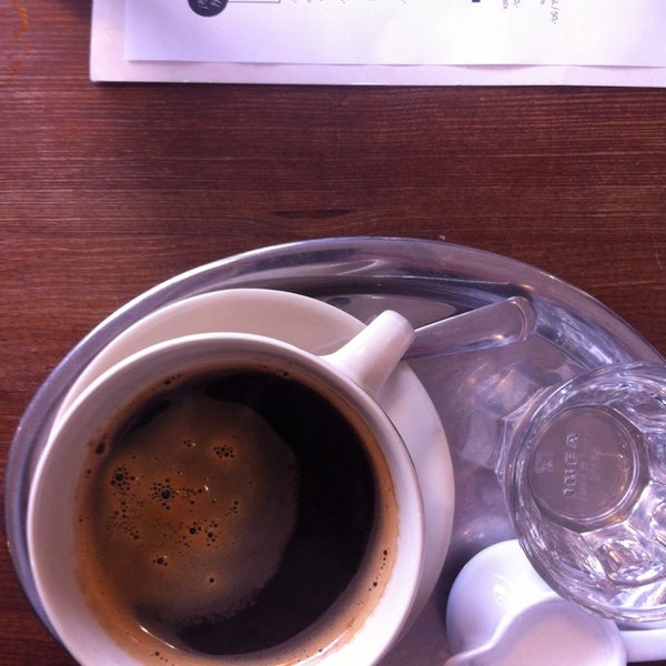 9/3/2014 tarihinde Jana L.ziyaretçi tarafından Coffee imrvére'de çekilen fotoğraf