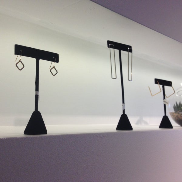 4/11/2013에 Billy님이 Limbo Jewelry Design에서 찍은 사진