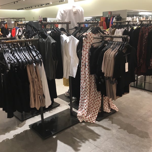 Zara negozio shop abbigliamento