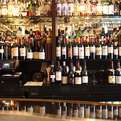 Foto tirada no(a) Morrell Wine Bar &amp; Cafe por Morrell Wine Bar &amp; Cafe em 4/24/2014