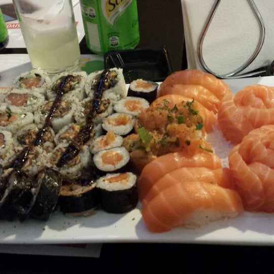 Photo taken at Oshi Sushi by Marcel M. on 3/30/2014
