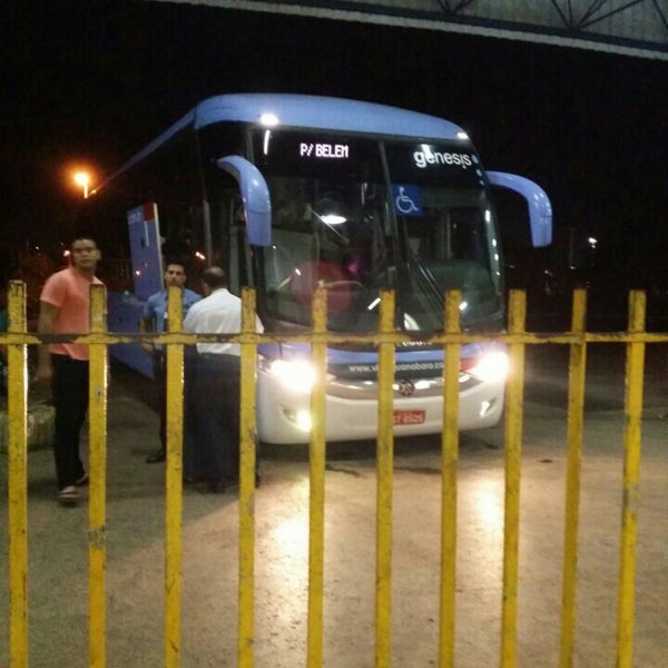 Foto tirada no(a) Terminal Rodoviário De Caxias por Luiz O. em 6/4/2015
