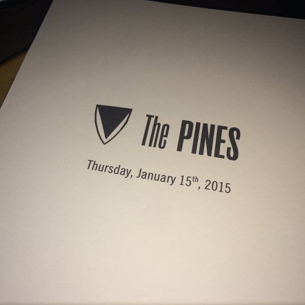 1/16/2015 tarihinde Tamara P.ziyaretçi tarafından The Pines'de çekilen fotoğraf