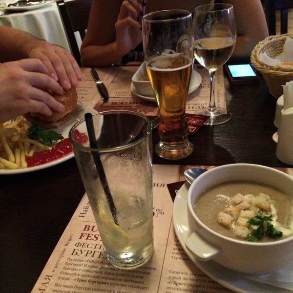 Das Foto wurde bei Birger bar &amp; restaurant von Кристина С. am 7/18/2014 aufgenommen
