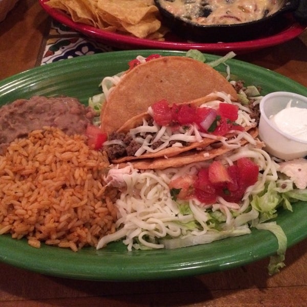 7/3/2014에 Stephanie B.님이 Miguel&#39;s Mexican Restaurant에서 찍은 사진