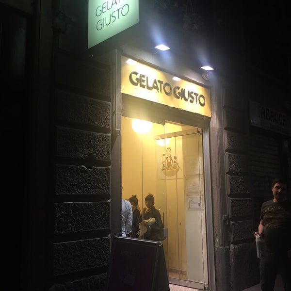 Photo taken at Gelato Giusto by Tayfun G. on 4/18/2018