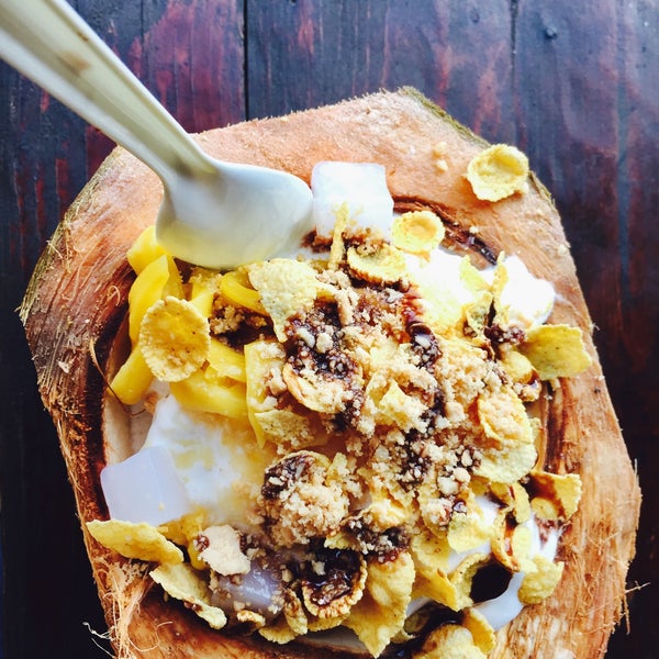 Hogoh De Coco Membuatkan Jalan Jadi Sesak Kerana Coconut Shake Original Maha Mahu Makan