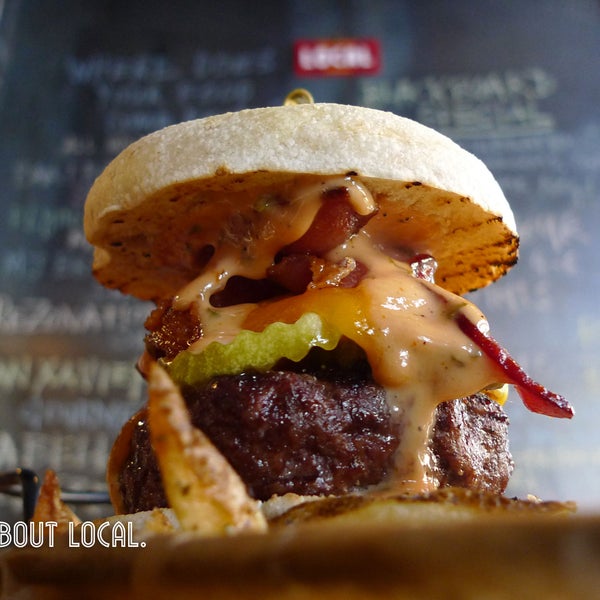 4/9/2014 tarihinde Diablo Burgerziyaretçi tarafından Diablo Burger'de çekilen fotoğraf
