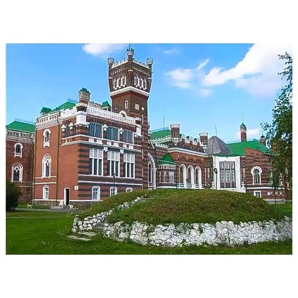 Замок Юрино Фото