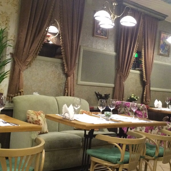รูปภาพถ่ายที่ Ресторан &quot;Комарово&quot; โดย Юлия ❤️ К. เมื่อ 3/16/2015