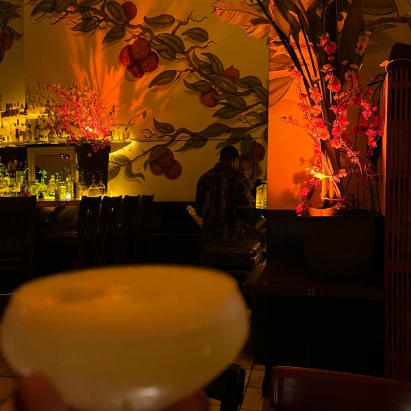 10/5/2022 tarihinde Diana D.ziyaretçi tarafından Verlaine Bar &amp; Lounge'de çekilen fotoğraf