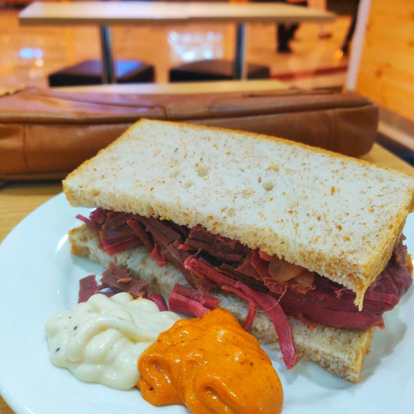 London Sandwich Co (LSC) Kuala Lumpur City Center 35 tips from 630