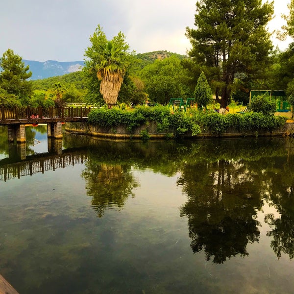 Das Foto wurde bei Saklı Göl Restaurant &amp; Nature Club von 〽️ am 6/9/2019 aufgenommen