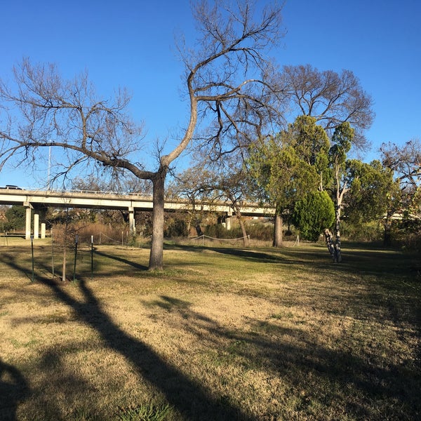 Boggy Creek Park Park in Austin