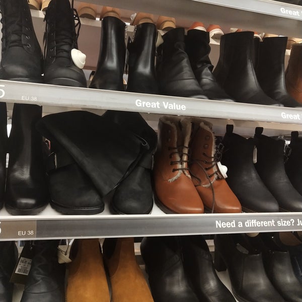 clarks elephant and castle