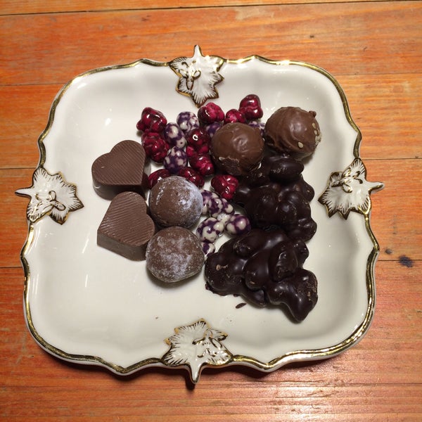 11/6/2015 tarihinde Emine O.ziyaretçi tarafından Moda Çikolatacısı'de çekilen fotoğraf
