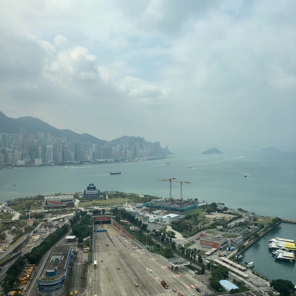 Foto diambil di W Hong Kong oleh Ilkka P. pada 10/26/2019