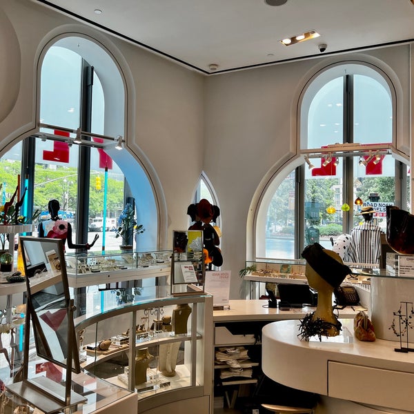Photo taken at The Store At Museum Of Arts &amp; Design by Ilkka P. on 7/27/2023