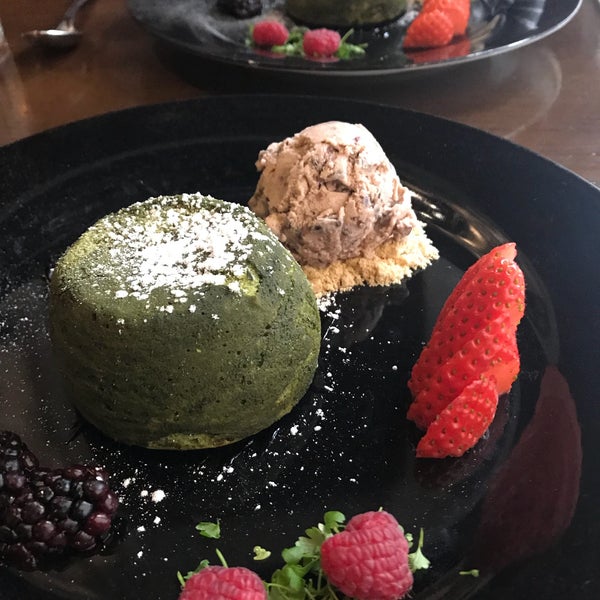 3/3/2018 tarihinde Nedy Z.ziyaretçi tarafından Banyi Japanese Dining'de çekilen fotoğraf