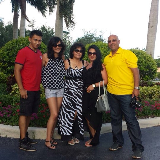 8/27/2014 tarihinde Tony T.ziyaretçi tarafından Wyndham Palm-Aire Resort'de çekilen fotoğraf
