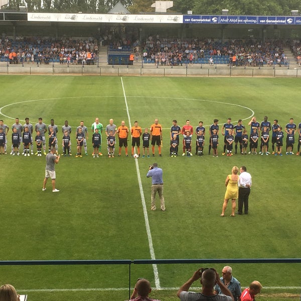 Das Foto wurde bei FCV Dender EH von Lourens B. am 7/19/2017 aufgenommen