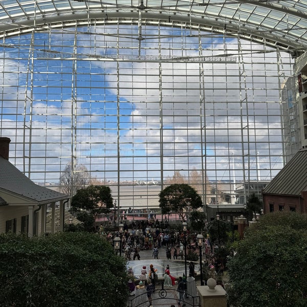 Photo taken at Gaylord National Resort &amp; Convention Center by Jefferies H. on 2/17/2024