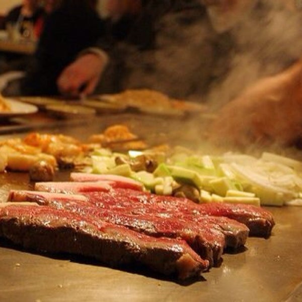 รูปภาพถ่ายที่ Kyoto Sushi &amp; Steak โดย Steve R. เมื่อ 4/12/2014