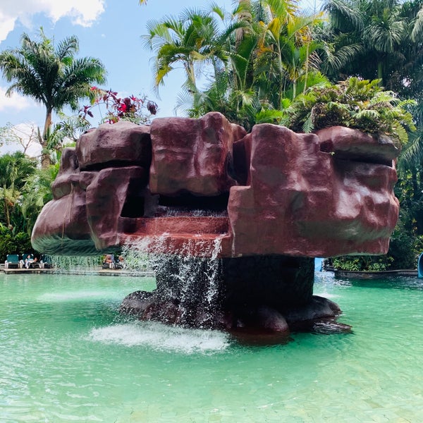 รูปภาพถ่ายที่ Baldi Hot Springs Hotel Resort &amp; Spa โดย Valerie F. เมื่อ 2/18/2019