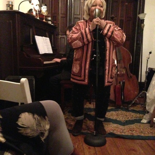 1/26/2013にCharles B.がSankofa Aban B &amp; B Jazz Night And Fish Fryで撮った写真