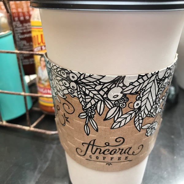 รูปภาพถ่ายที่ Ancora Coffee โดย Johnathan เมื่อ 3/29/2019