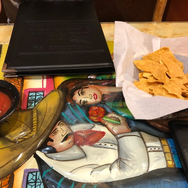 Снимок сделан в El Tapatio Mexican Restaurant пользователем Mike R. 8/18/2018