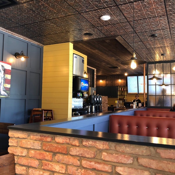 PureBread Deli 4001 Pike