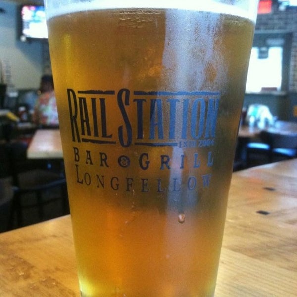 Photo taken at The Rail Station Bar and Grill by Jery S. on 9/26/2014