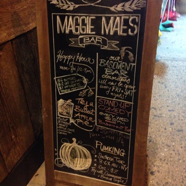Foto scattata a Maggie Mae&#39;s Bar da Roberto T. il 10/7/2015