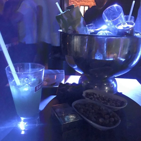 Снимок сделан в Küba Restaurant &amp; Lounge Bar пользователем Levent E. 4/22/2019