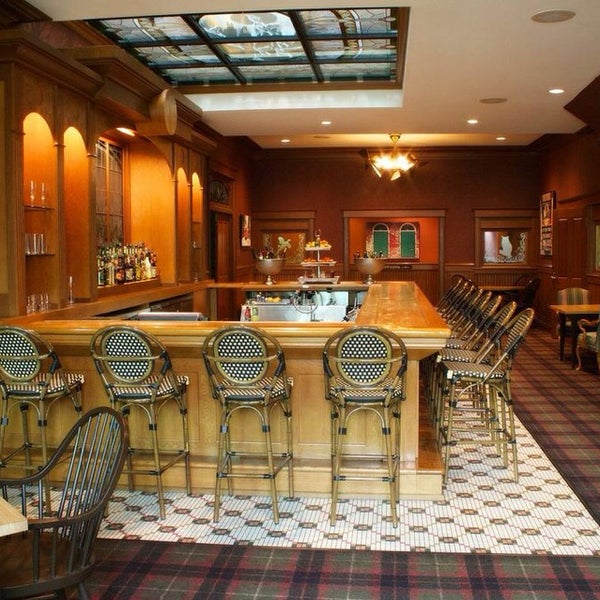 Audubon Inn Mayville, WI