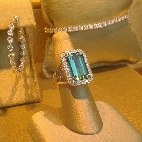 Photo taken at Margulis Jewelers by Ryan T. on 6/8/2013