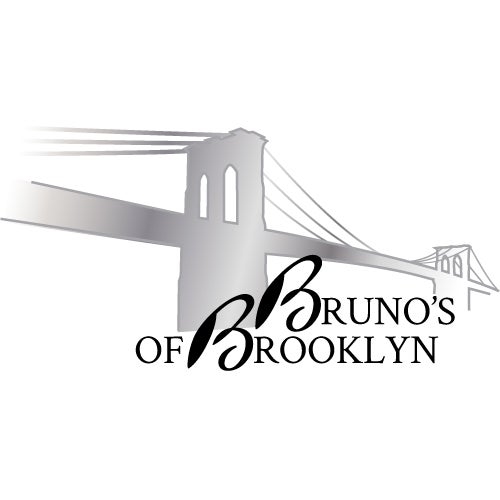 4/14/2014 tarihinde Bruno&#39;s of Brooklyn, Italian Eateryziyaretçi tarafından Bruno&#39;s of Brooklyn, Italian Eatery'de çekilen fotoğraf