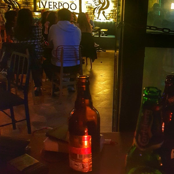 Foto tirada no(a) Liverpool Pub por Burak D. em 10/29/2020