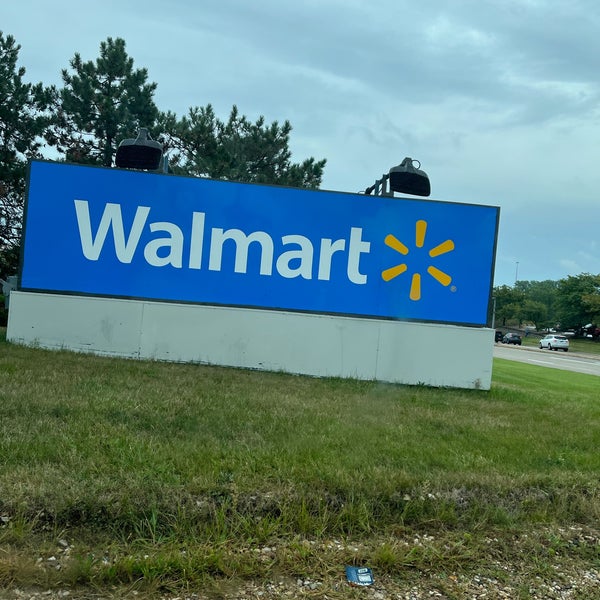 Walmart Supercenter Coralville, IA