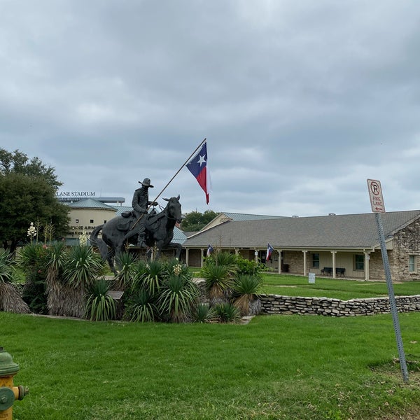 Das Foto wurde bei Texas Ranger Hall of Fame and Museum von Paulette B. am 9/15/2020 aufgenommen