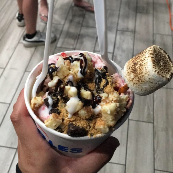 Icicles Ice Cream Shop in Downtown San Mateo