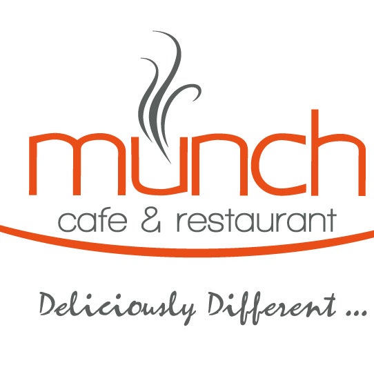 รูปภาพถ่ายที่ Munch Cafe &amp; Restaurant โดย Munch Cafe &amp; Restaurant เมื่อ 4/15/2014