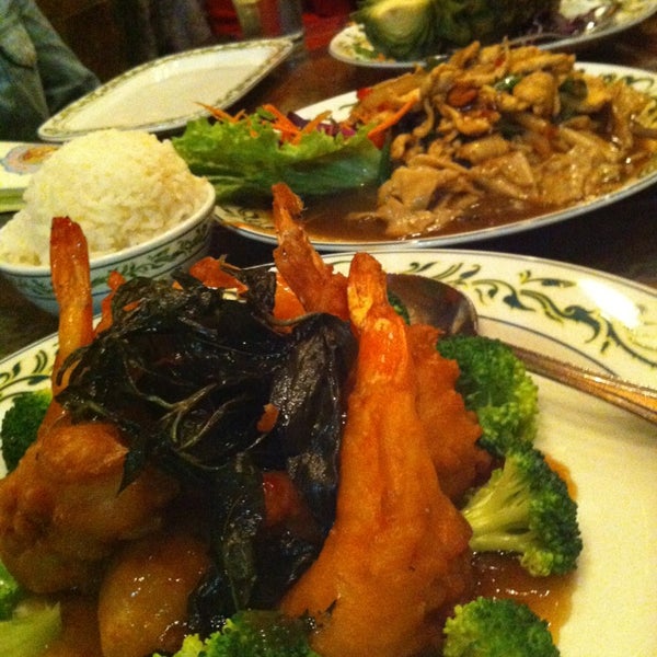 Photo taken at Neisha Thai Cuisine by Virginialicous on 1/19/2013