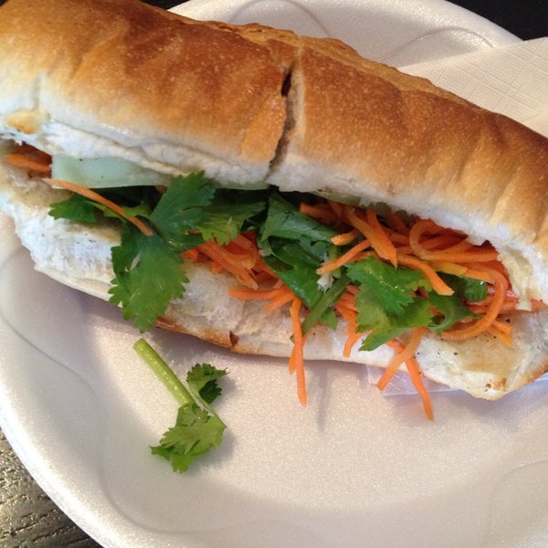Photo taken at Nicky&#39;s Vietnamese Sandwiches by SIGA on 5/27/2014
