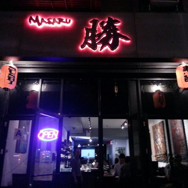 รูปภาพถ่ายที่ Sushi Masaru โดย JR R. เมื่อ 7/27/2013