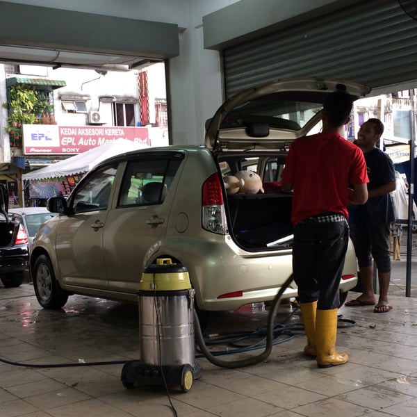 Car Wash Serdang Gas Station In Seri Kembangan