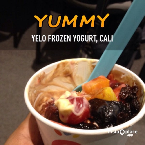 10/8/2013에 Daniel S.님이 Yelo Frozen Yogurt에서 찍은 사진